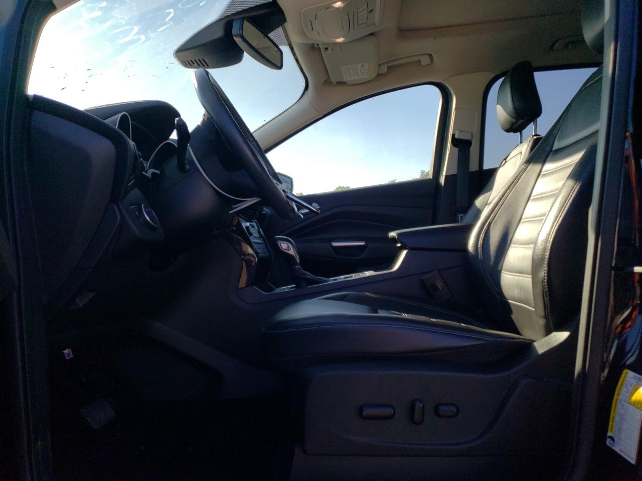 2019 Ford Escape - Image 7