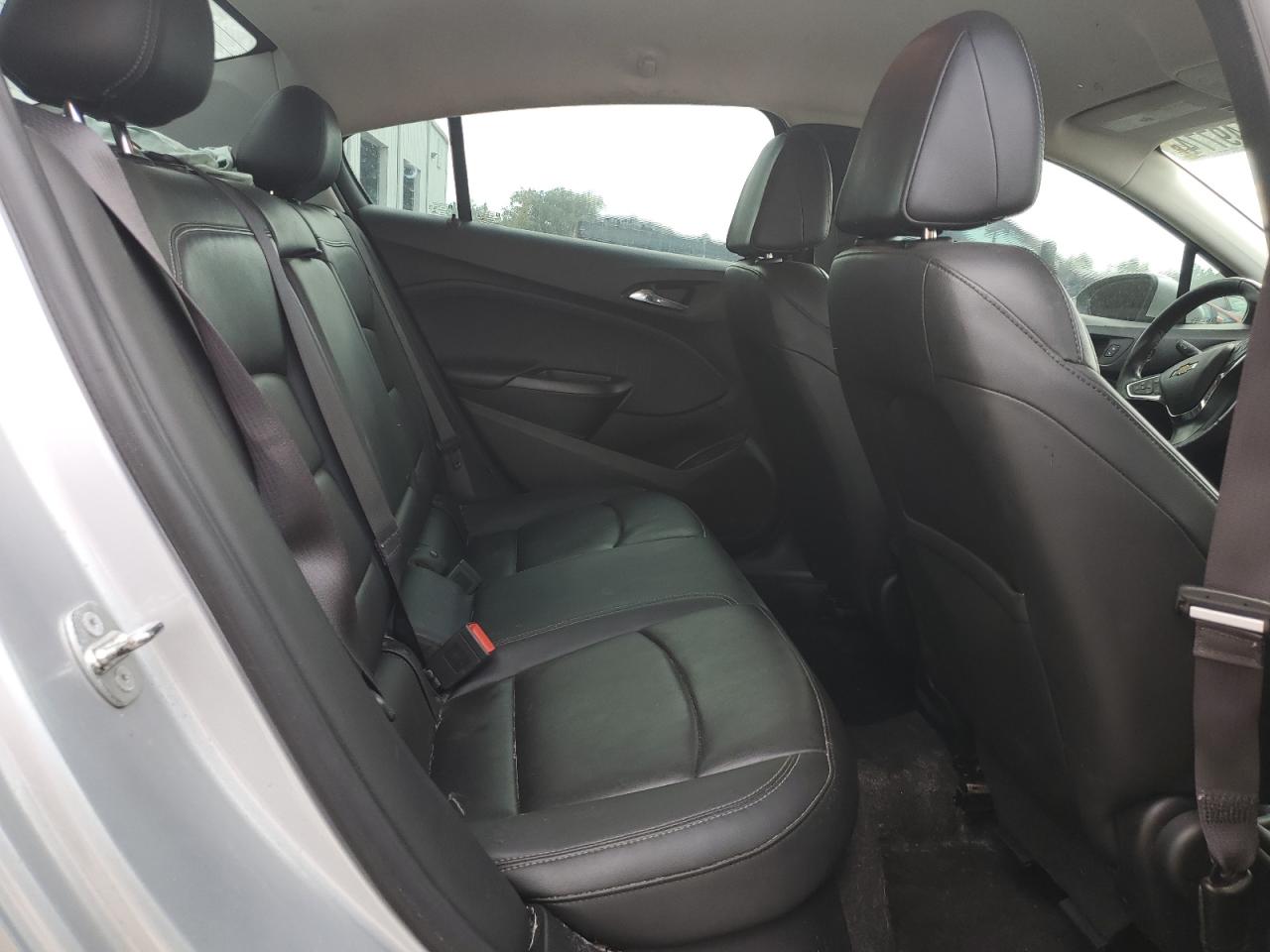 2017 Chevrolet Cruze - Image 10