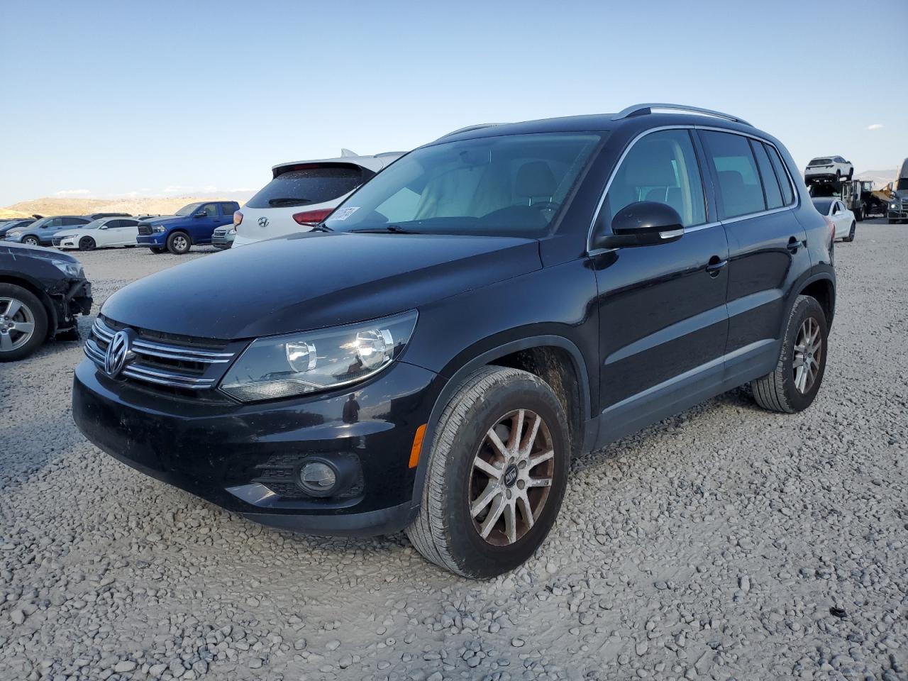 WVGBV3AX4EW561647 2014 Volkswagen Tiguan S