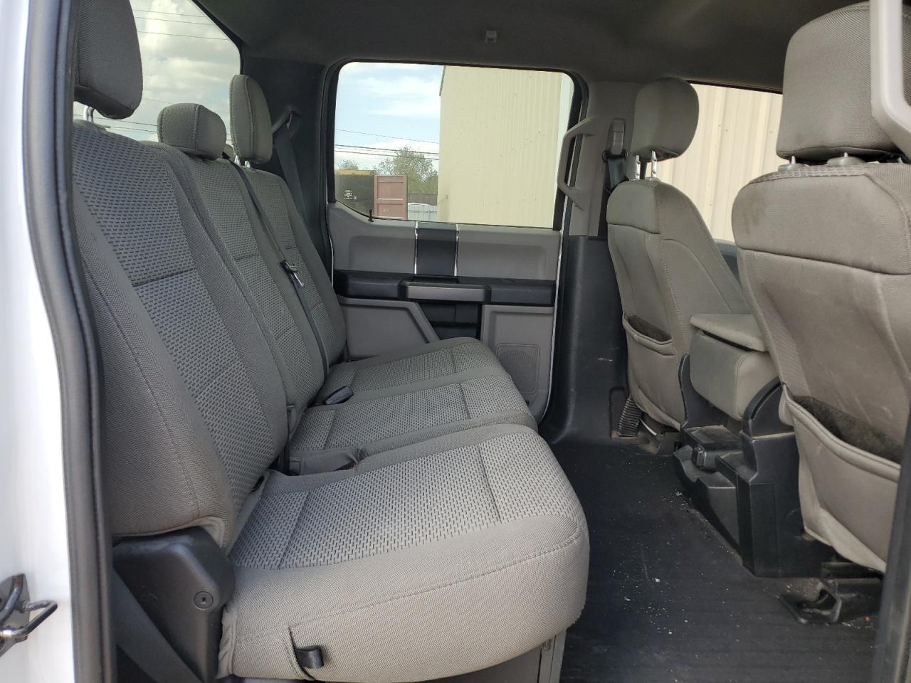 2020 Ford F250 - Image 10