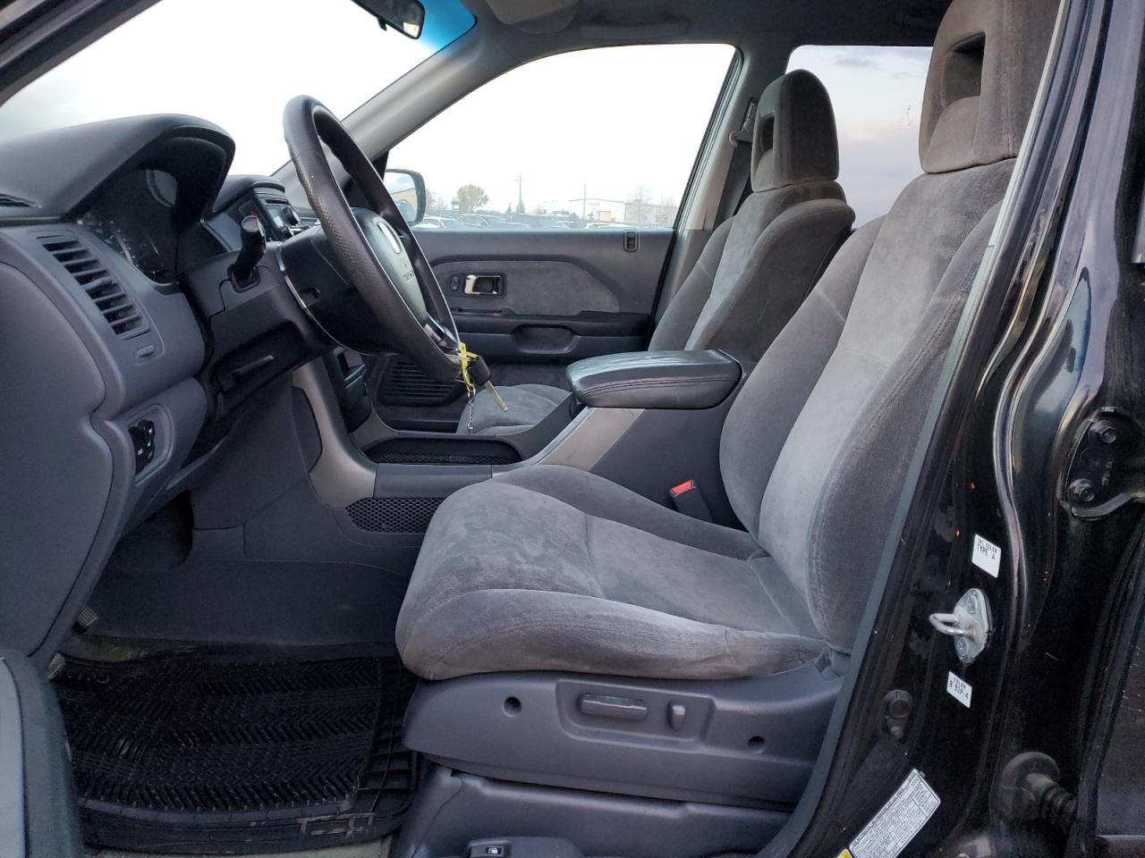 2003 Honda Pilot Ex VIN: 2HKYF18413H003933 Lot: 75949904