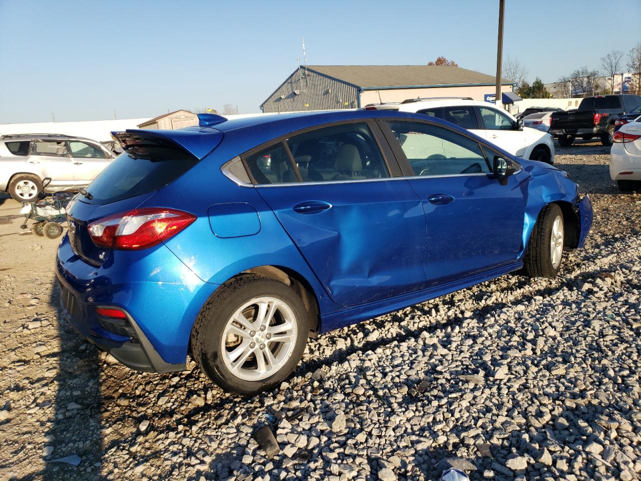 2017 Chevrolet Cruze - Image 3