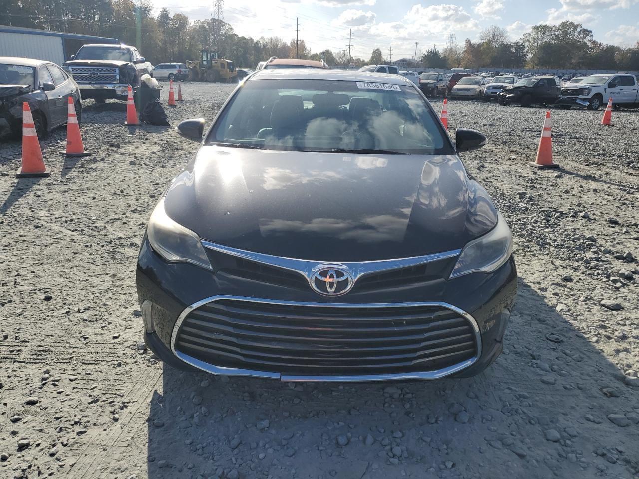 2016 Toyota Avalon - Image 5