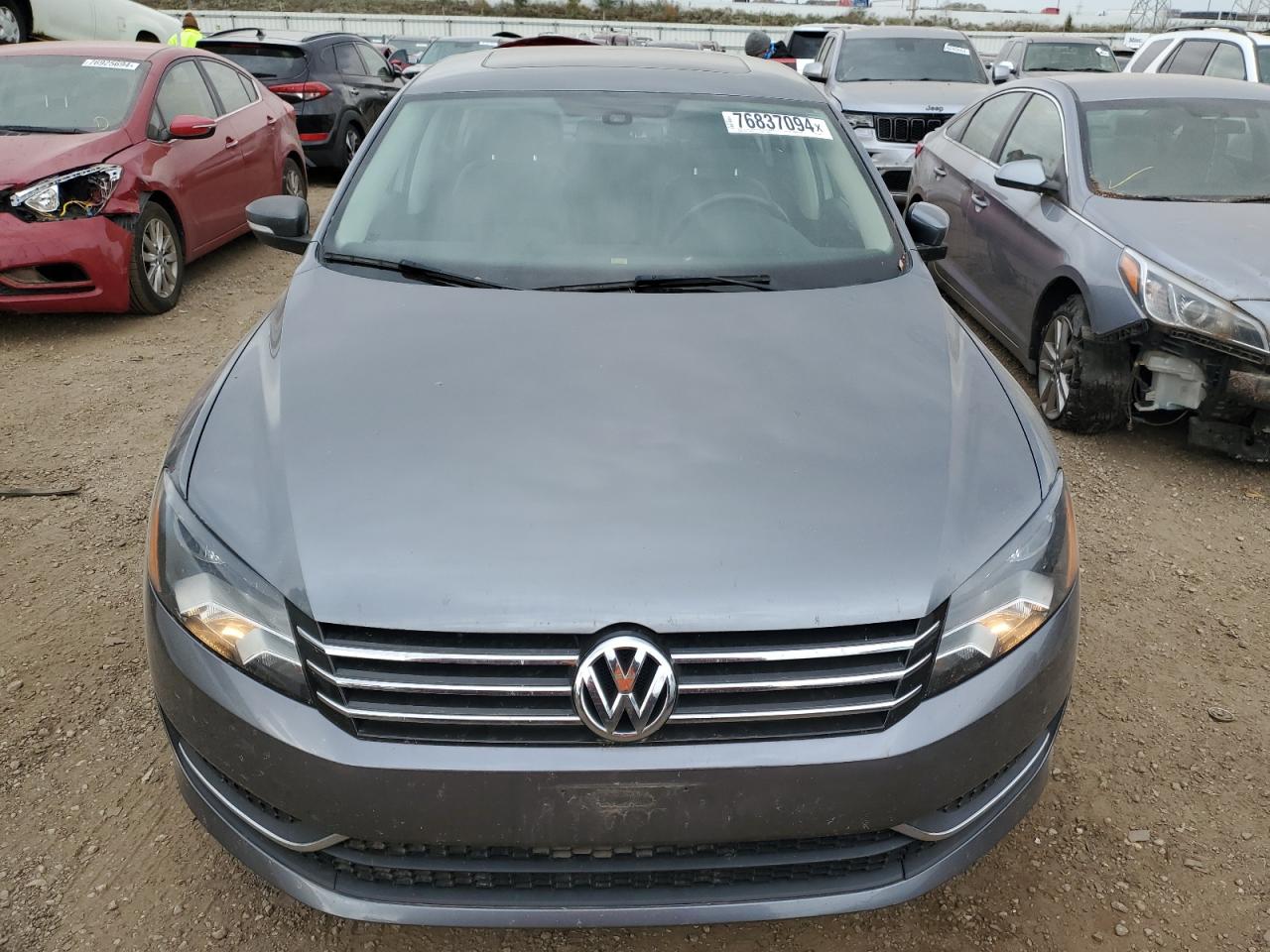 VIN 1VWBT7A39EC066373 2014 VOLKSWAGEN PASSAT no.5