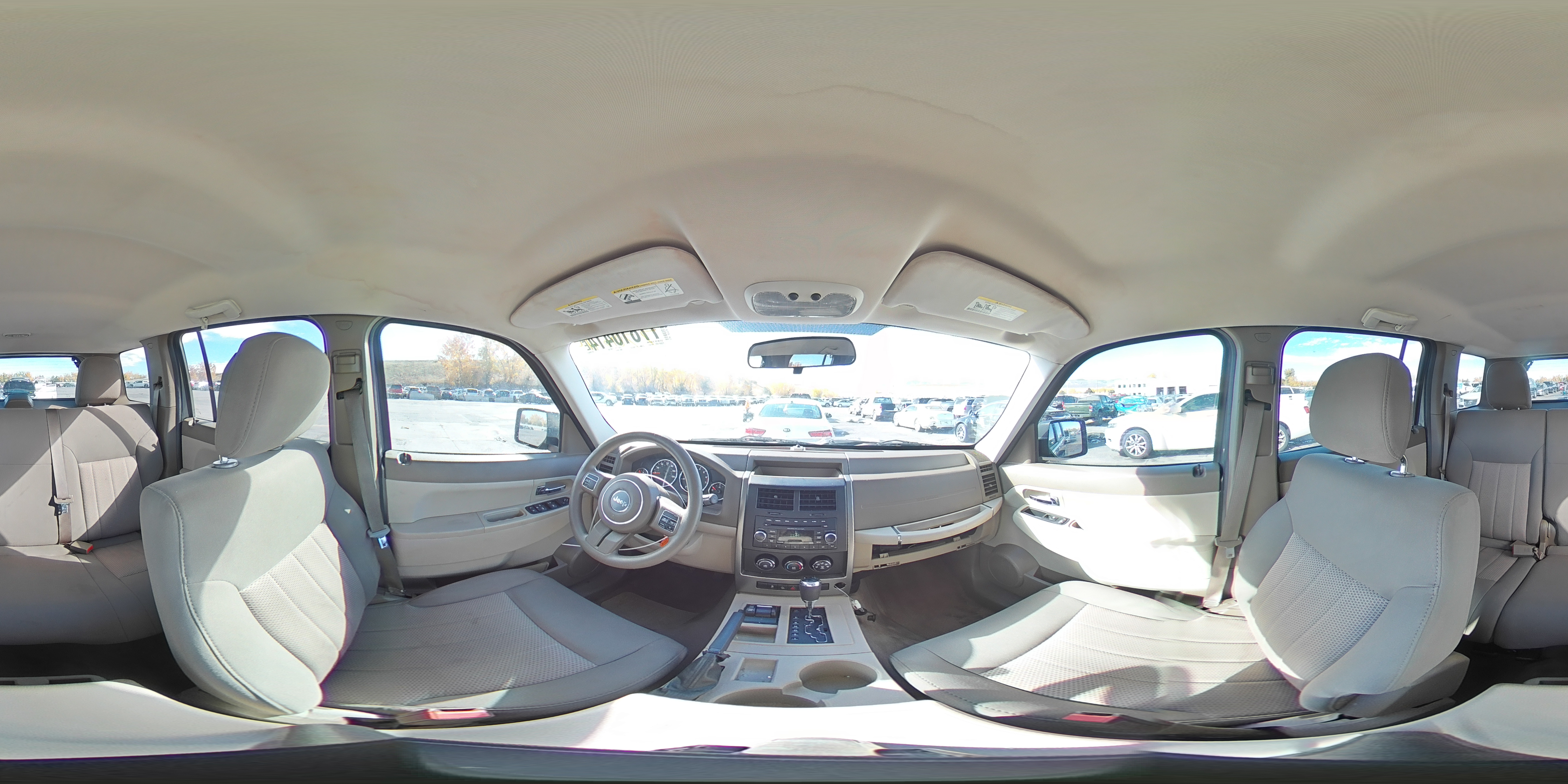 2012 Jeep Liberty (North America) - Image 16