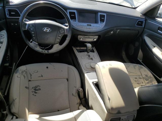 Седаны HYUNDAI GENESIS 2013 Серебристый