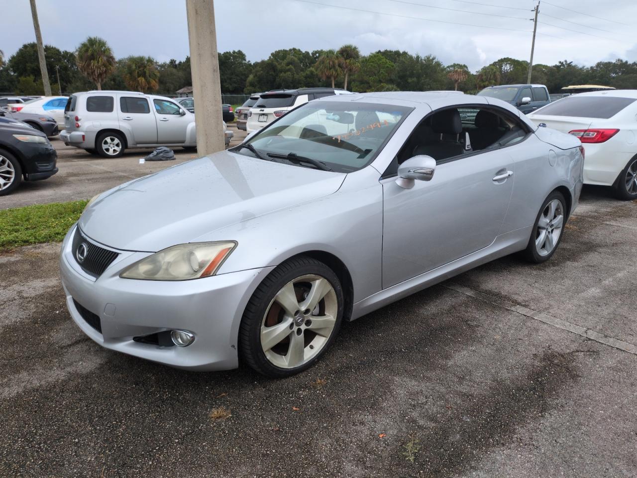 2010 Lexus IS - Image 1
