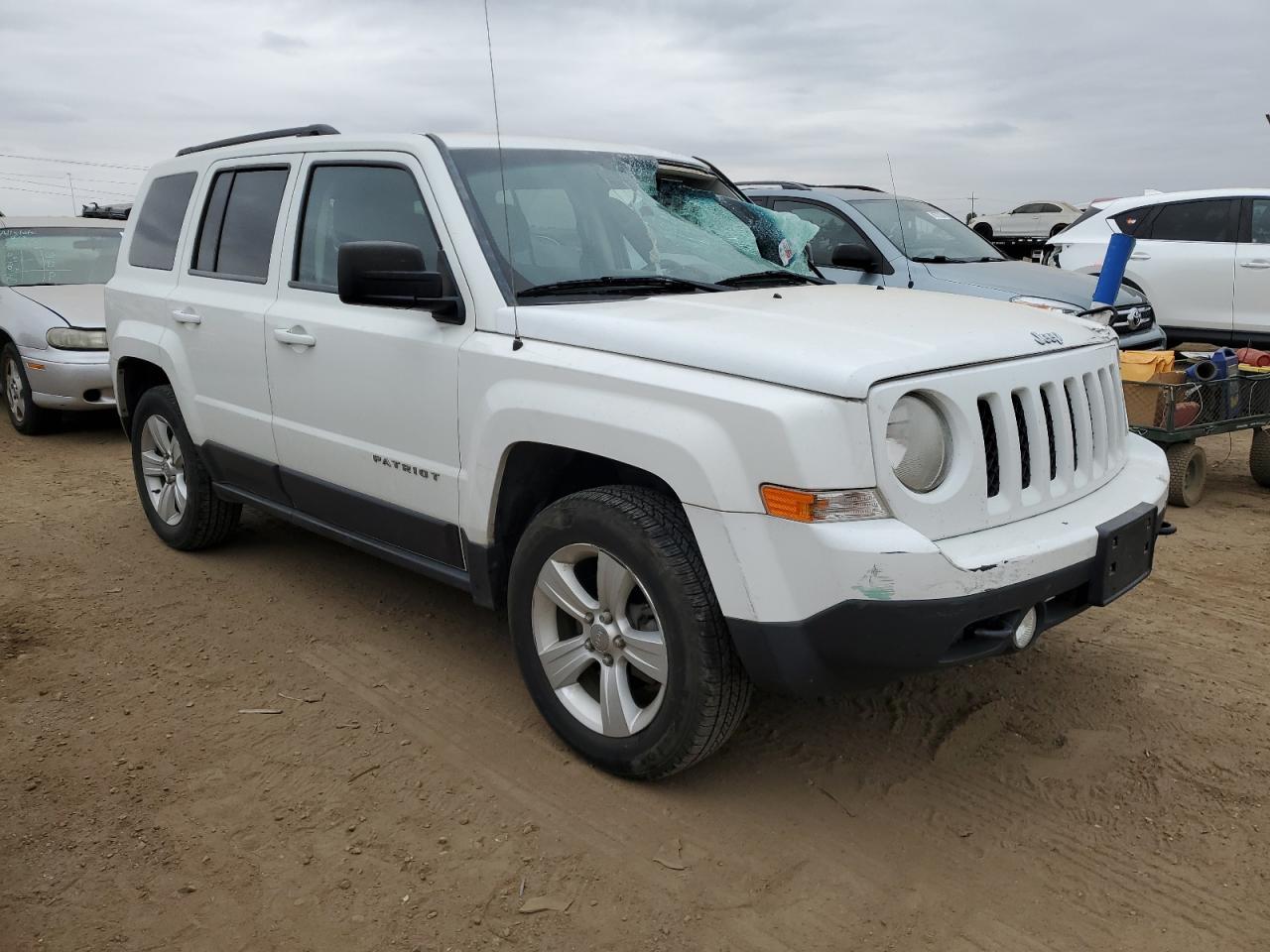 VIN 1C4NJRFBXED514406 2014 JEEP PATRIOT no.4