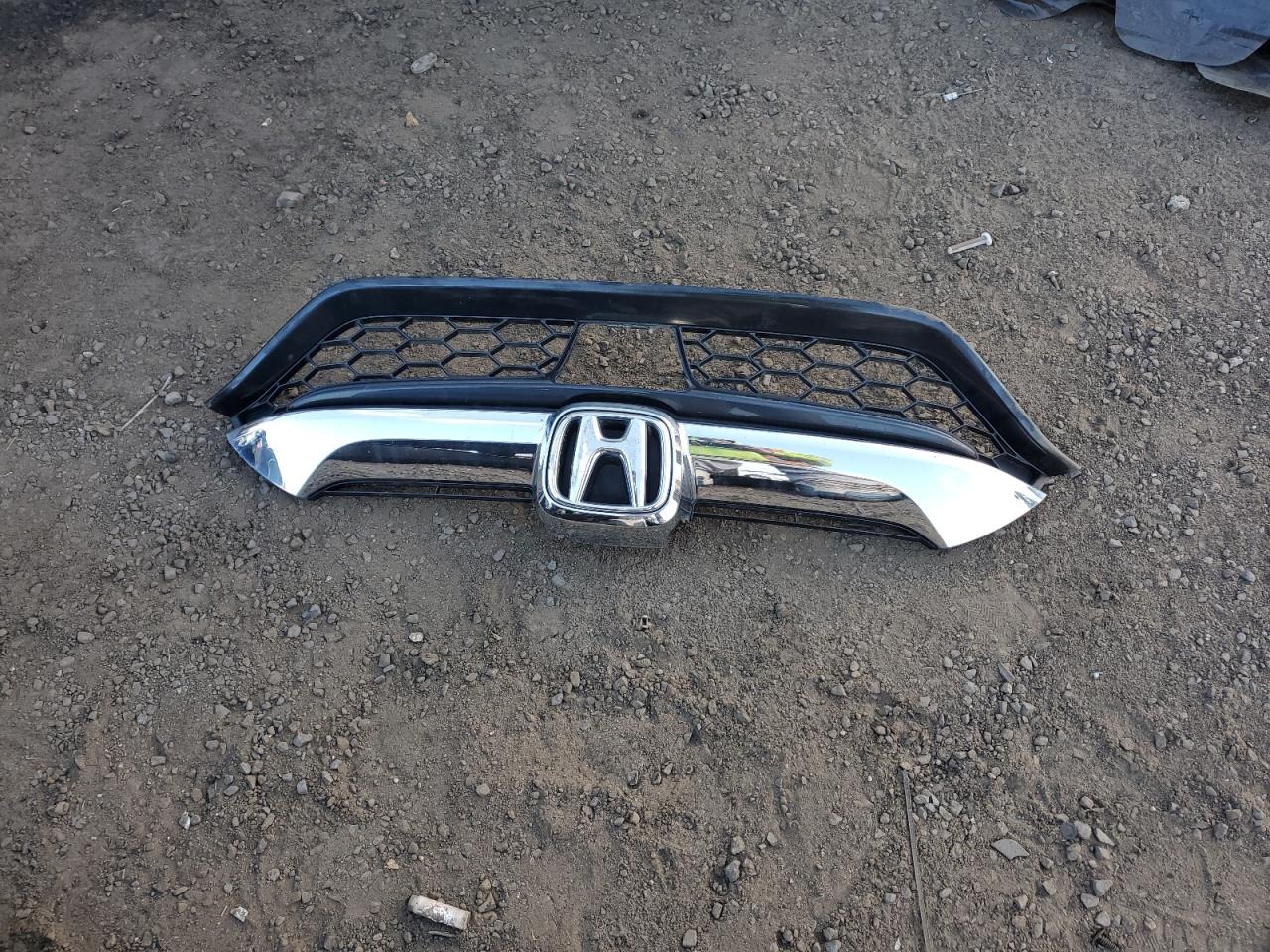 2017 Honda CR-V - Image 13