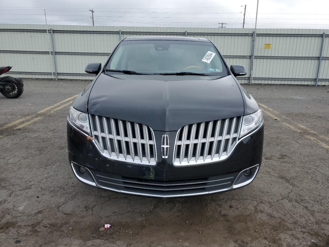 2LMHJ5AR0ABJ10301 2010 Lincoln Mkt