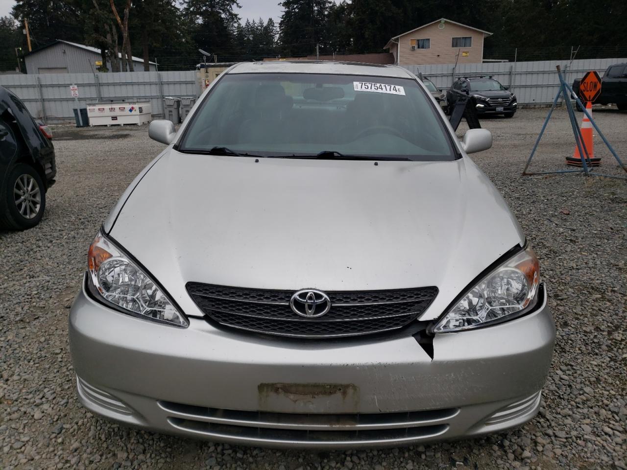 2004 Toyota Camry - Image 5