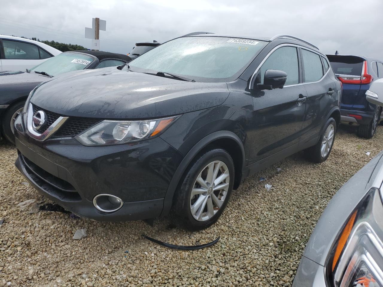 JN1BJ1CR6HW142905 2017 NISSAN ROGUE - Image 1