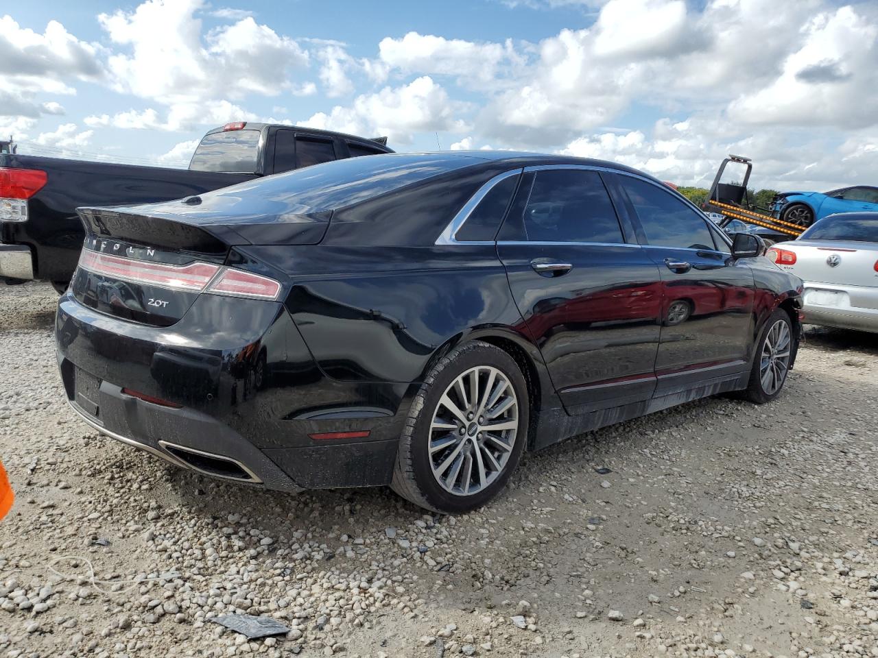 2018 Lincoln MKZ - Image 3