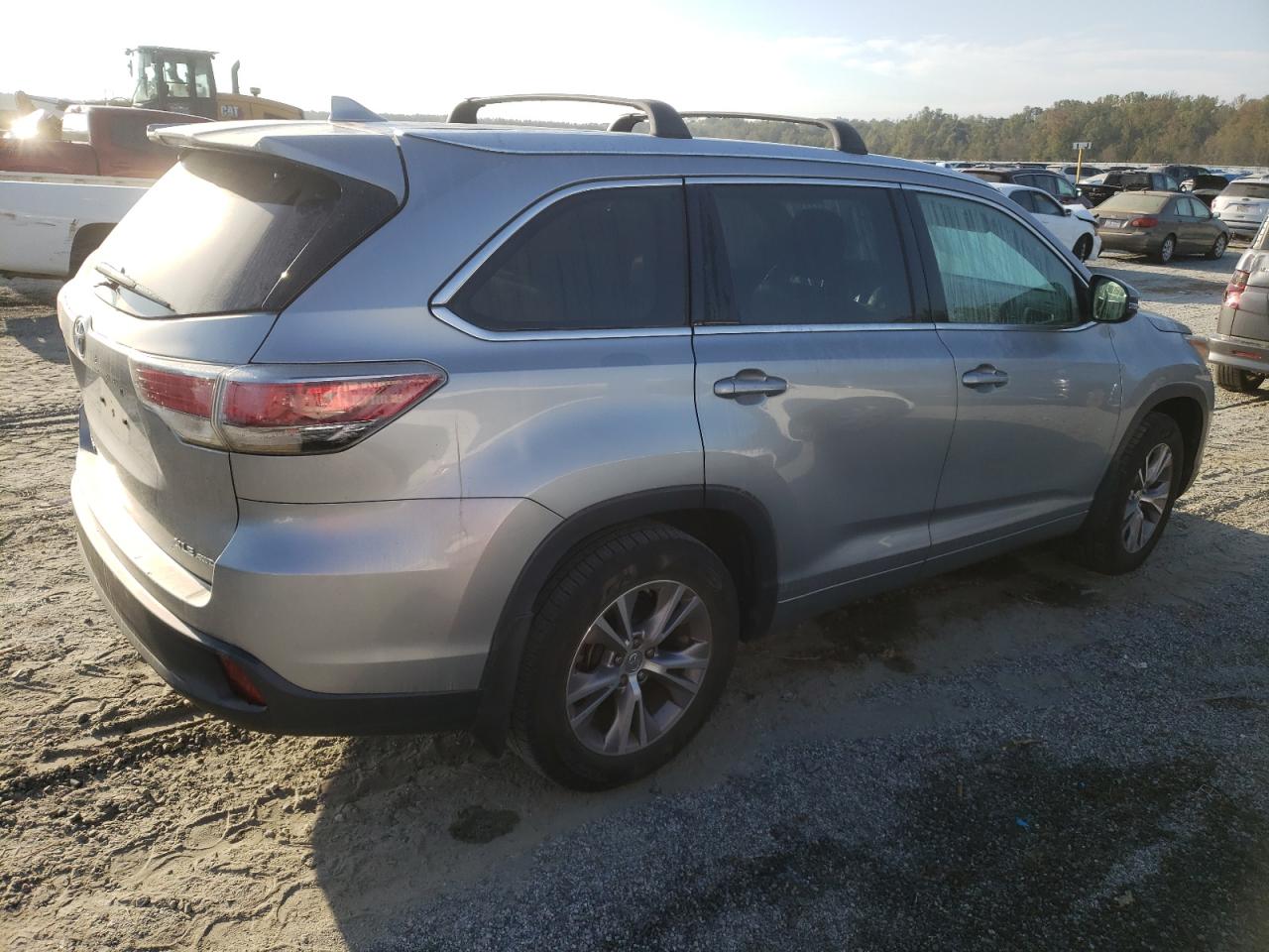 2015 Toyota Highlander - Image 3