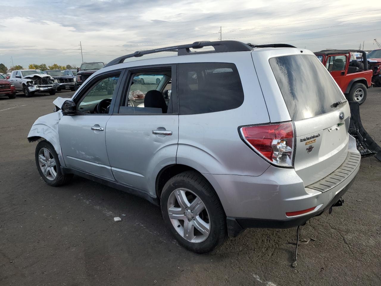 2009 Subaru Forester - Image 2