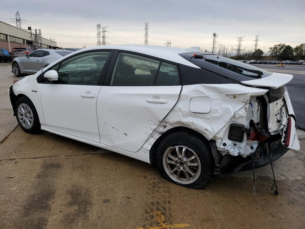 2020 Toyota Prius - Image 2