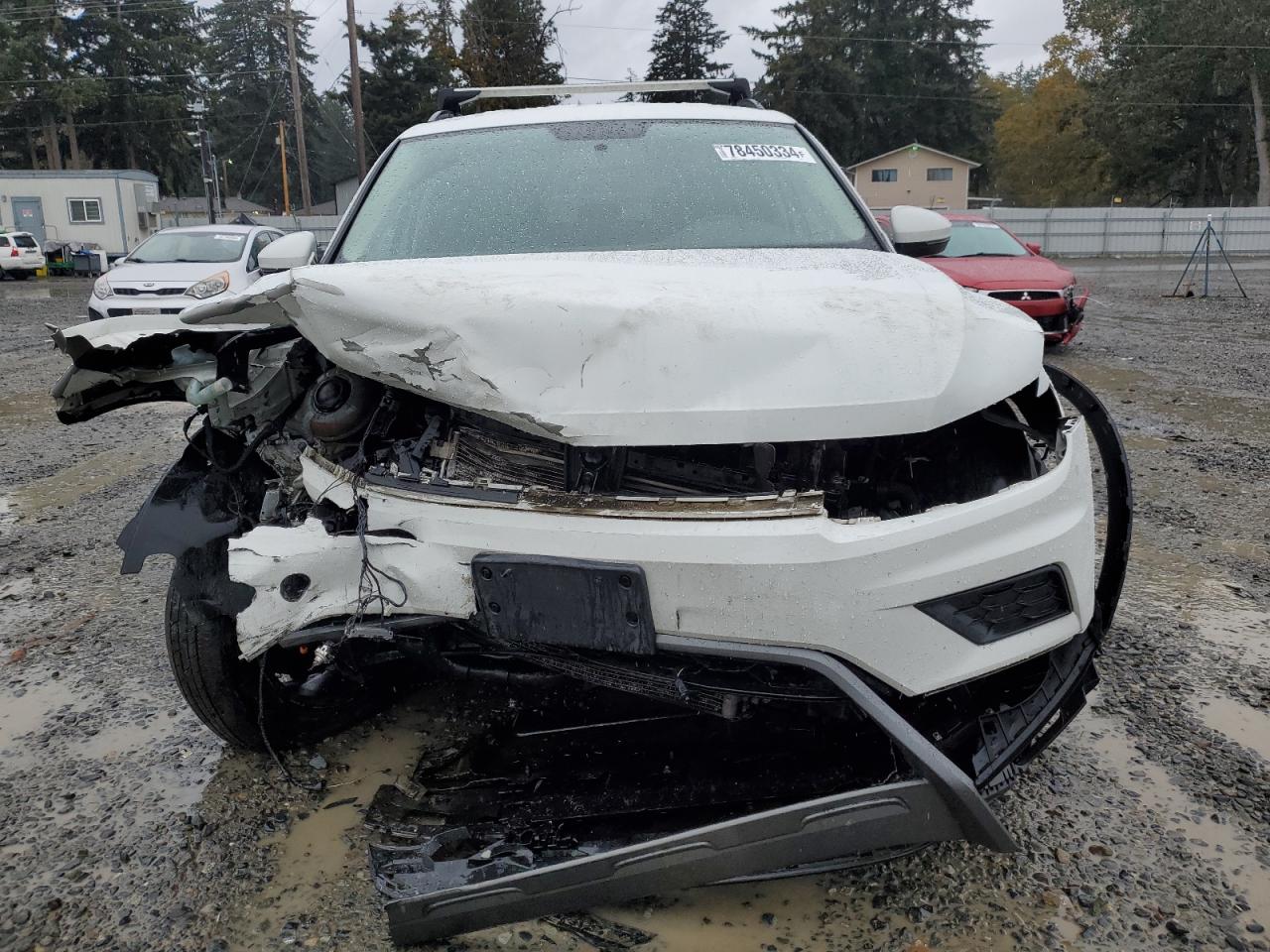 2018 Volkswagen Tiguan - Image 5