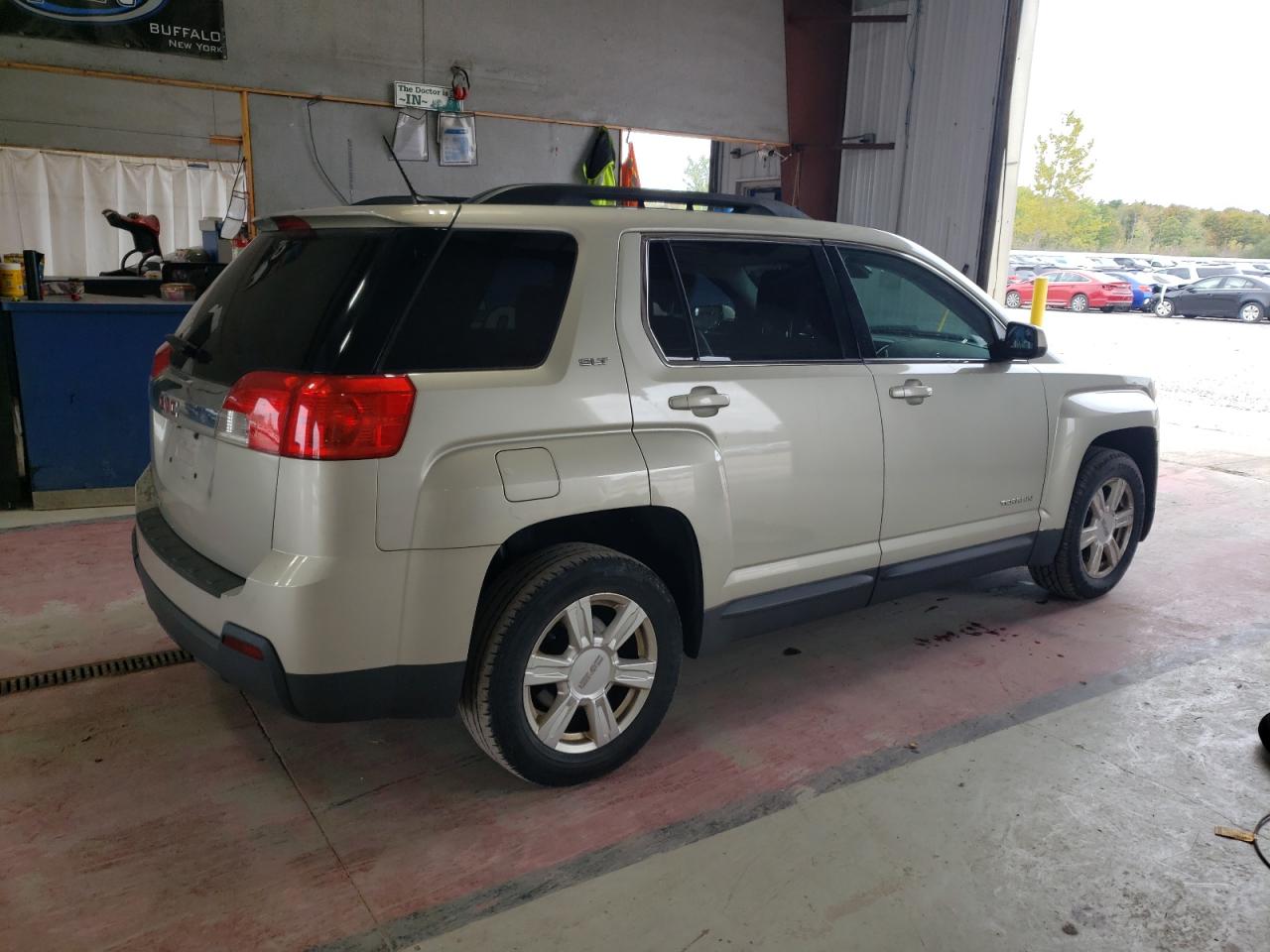 2014 GMC Terrain - Image 3