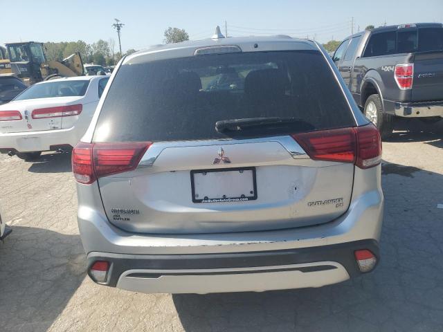  MITSUBISHI OUTLANDER 2019 Сріблястий