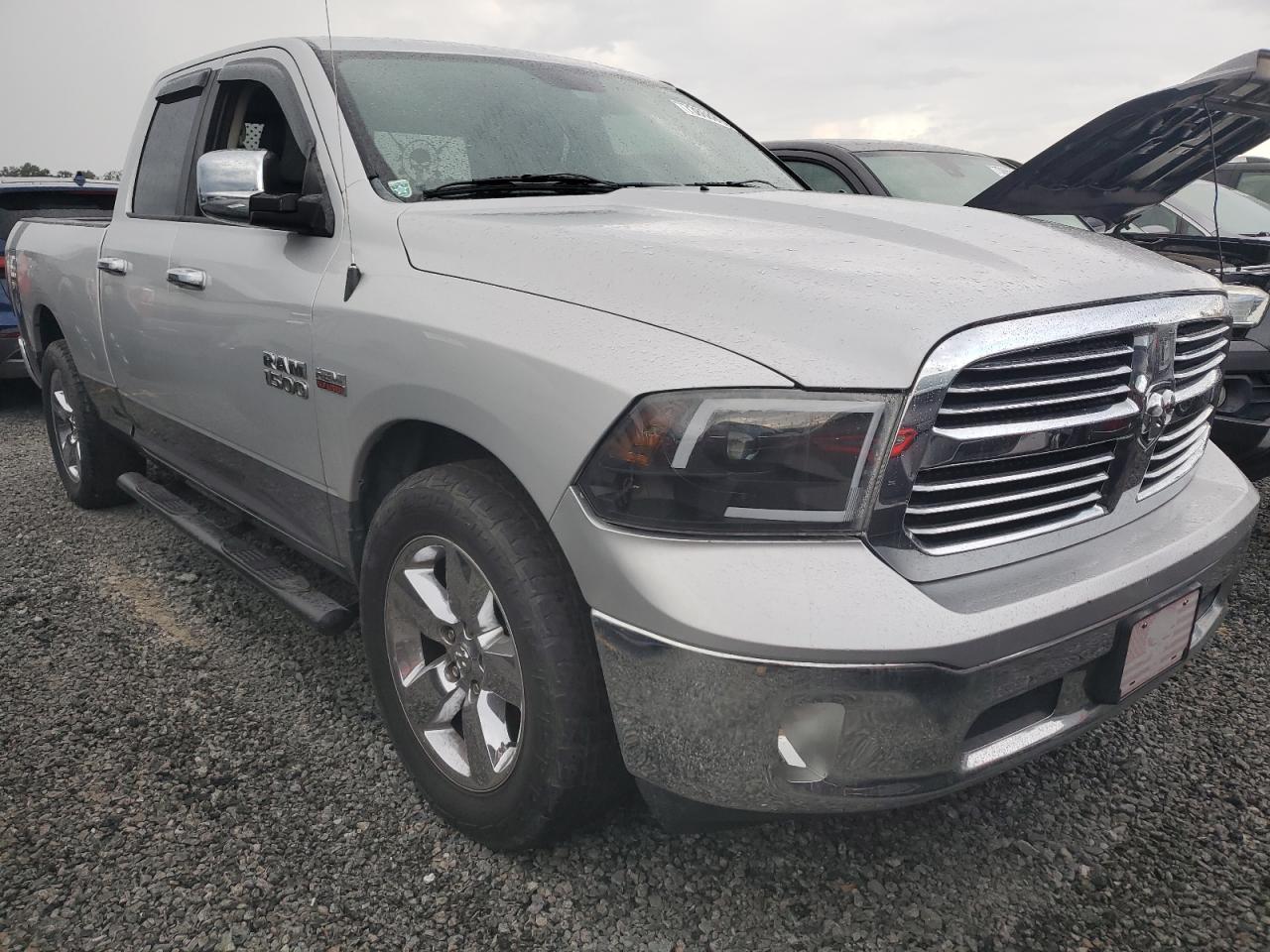 2015 RAM 1500 - Image 4