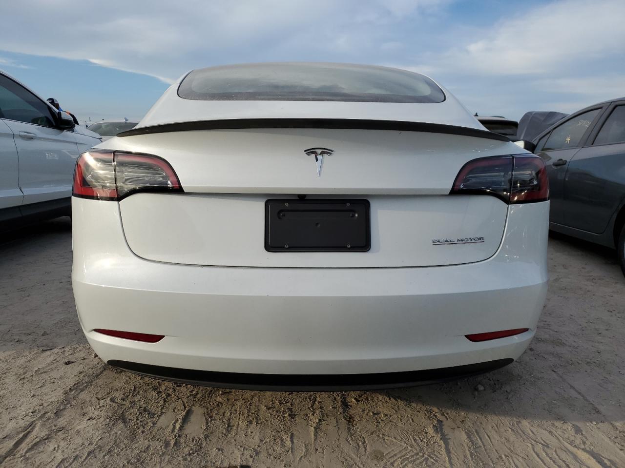 5YJ3E1EC8PF596672 2023 Tesla Model 3