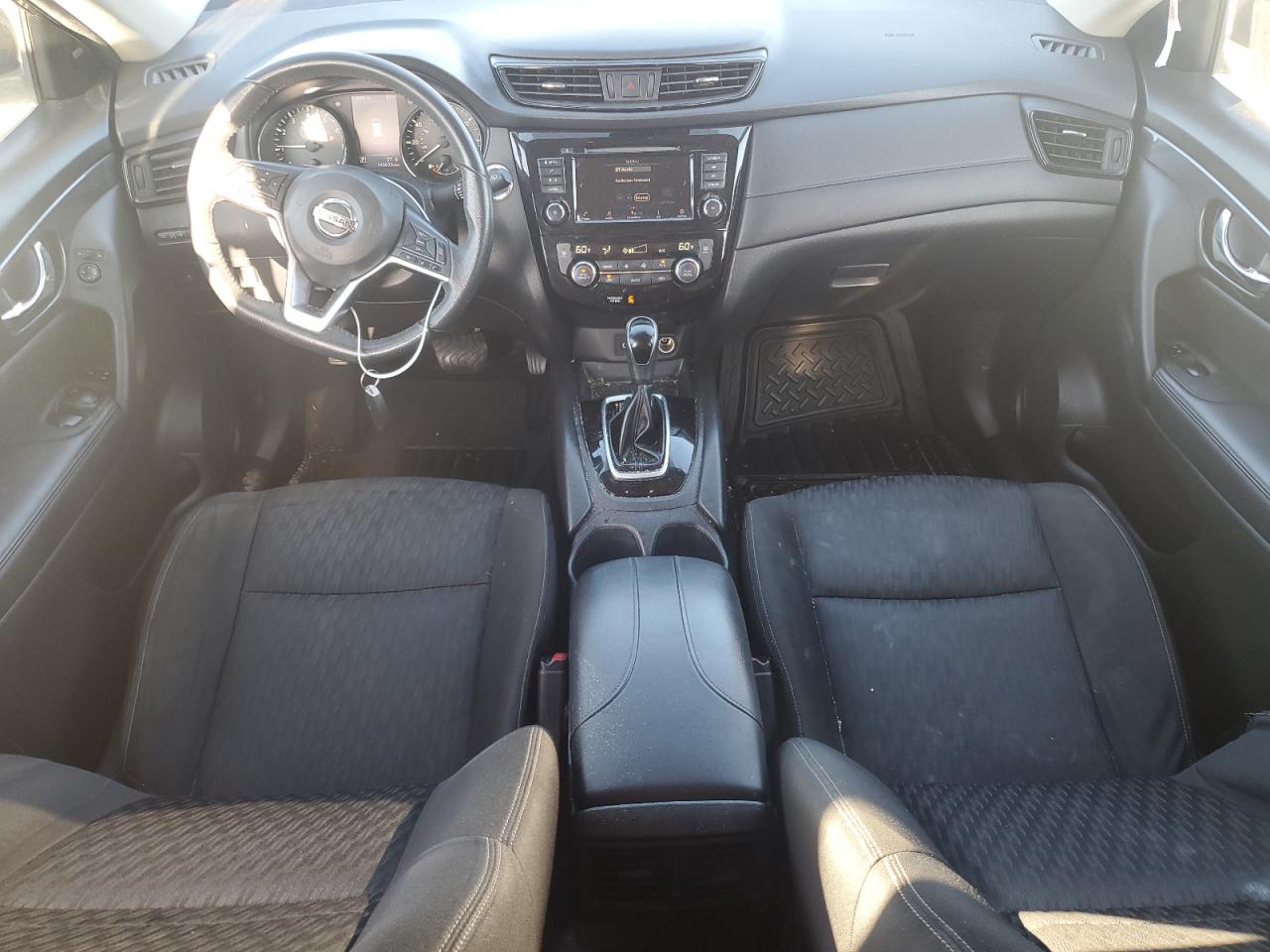 2020 Nissan Rogue - Image 8