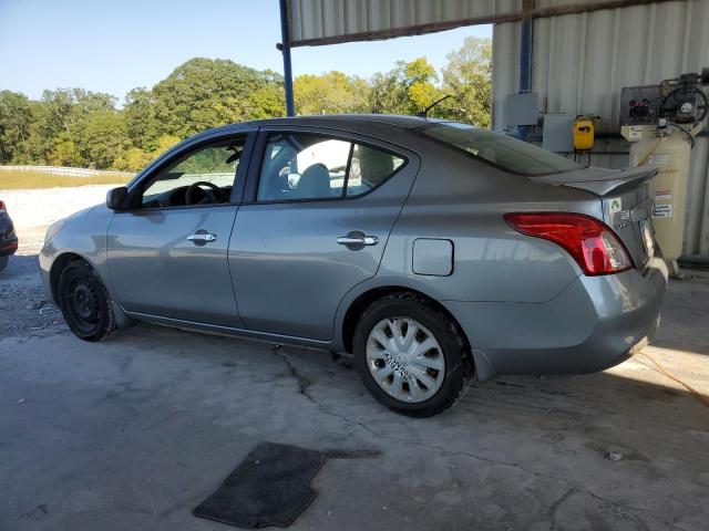  NISSAN VERSA 2013 Srebrny