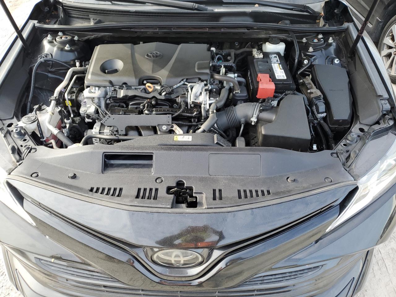 2019 Toyota Camry - Image 11