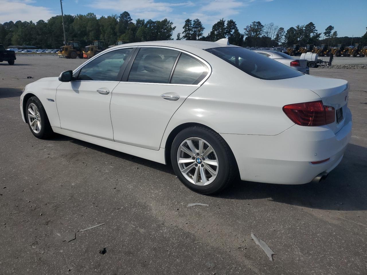 VIN WBA5A5C53FD517461 2015 BMW 5 SERIES no.2