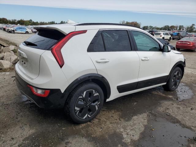 KNDCR3L1XR5123314 Kia Niro Wind  3