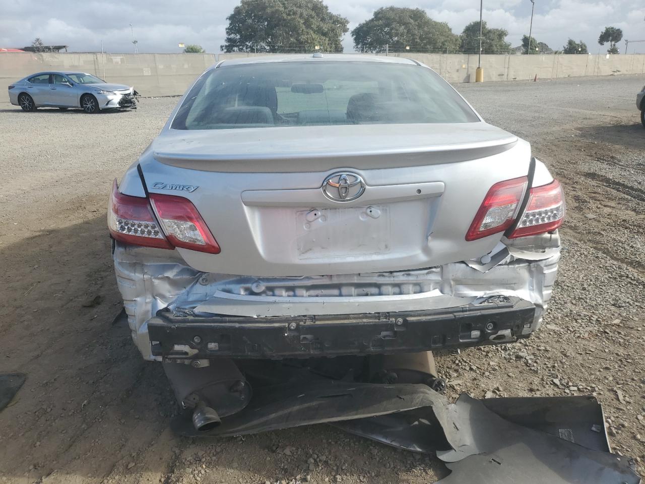 2010 Toyota Camry - Image 6