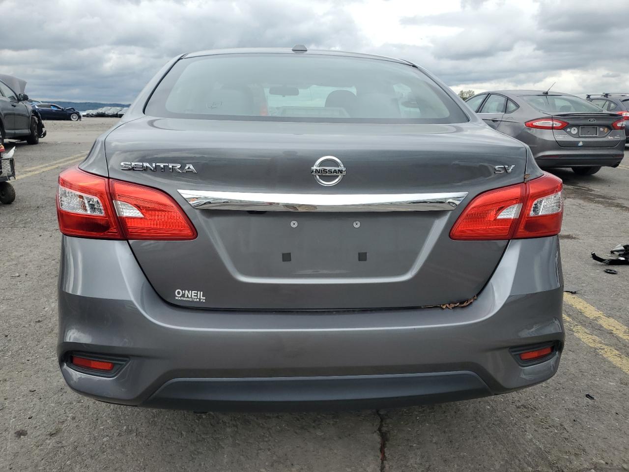 3N1AB7APXJY222462 2018 Nissan Sentra S