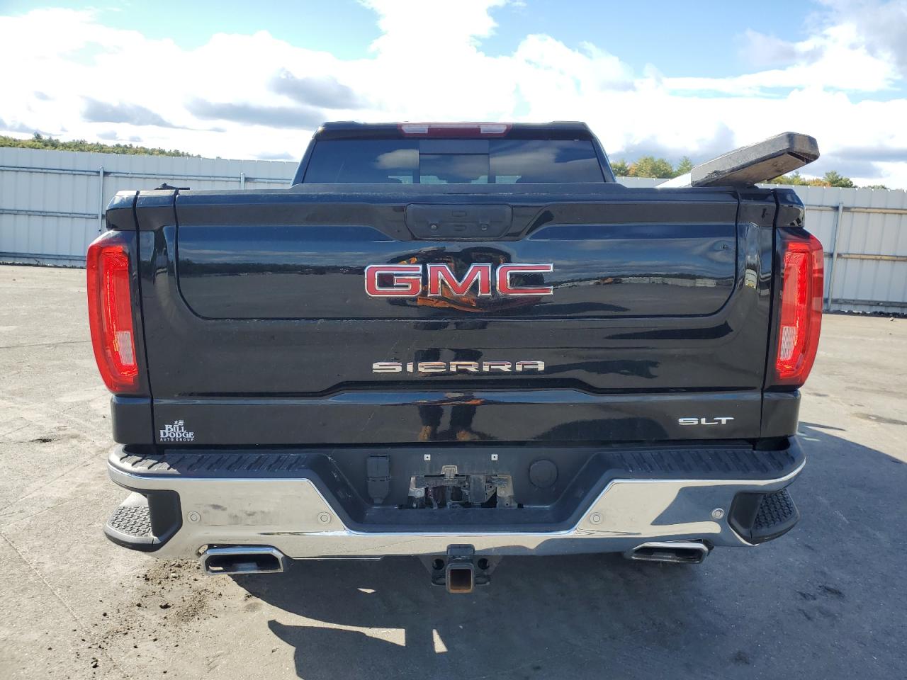 2022 GMC Sierra K1500 Slt VIN: 3GTUUDED9NG639666 Lot: 75490594