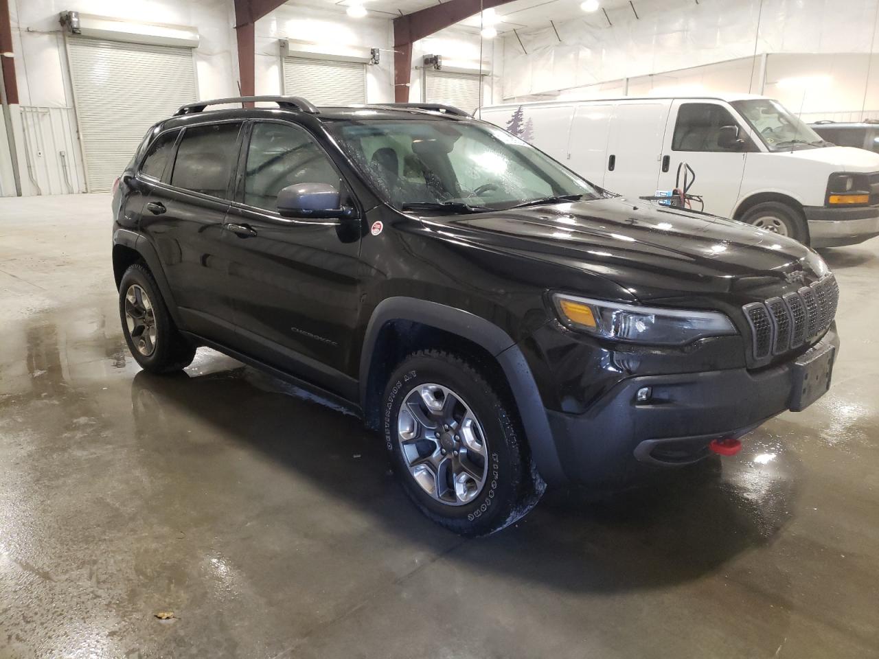 2019 Jeep Cherokee - Image 4