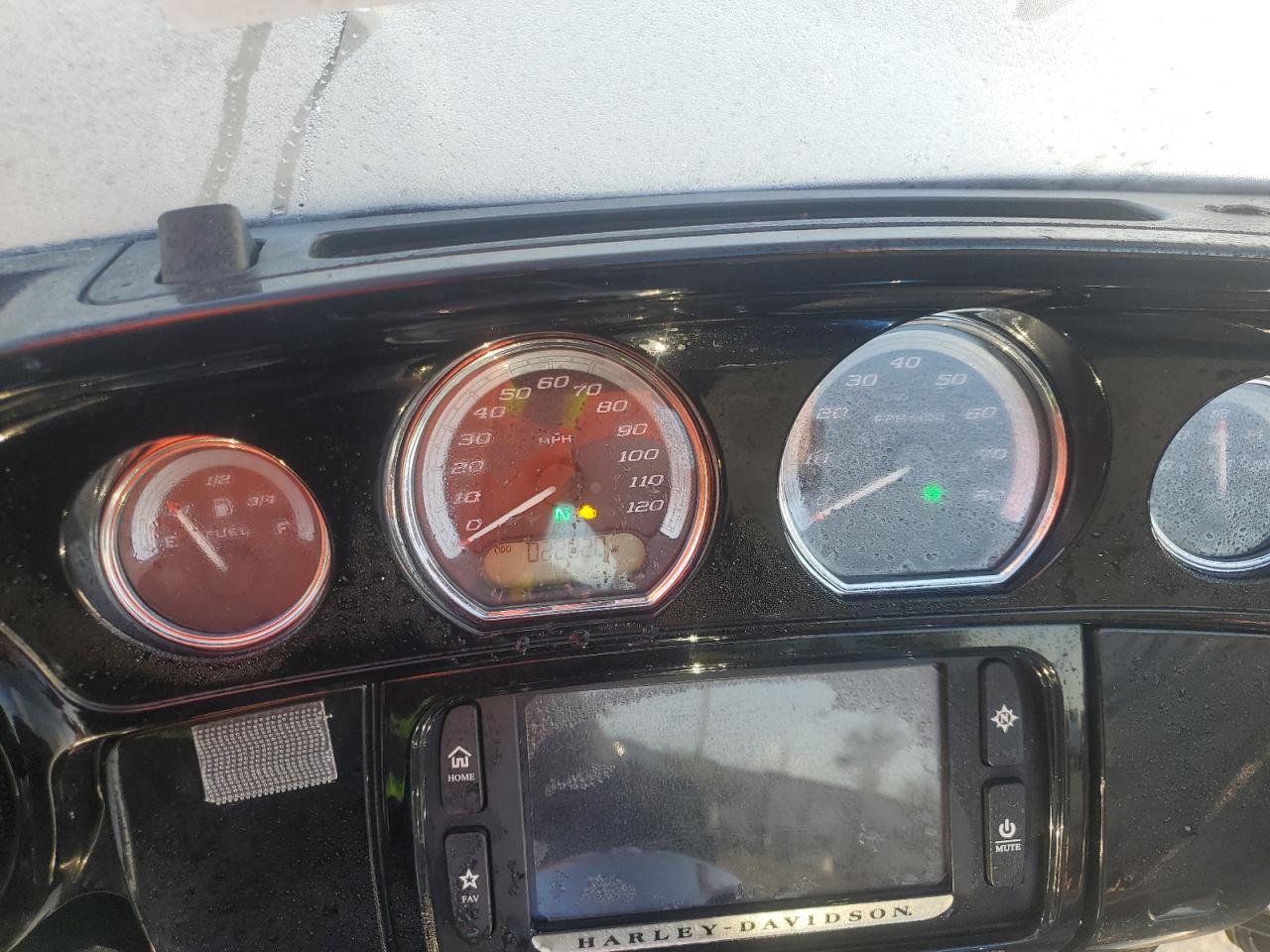 2017 Harley-Davidson Flhtk Ultra Limited VIN: 1HD1KED1XHB686285 Lot: 76877404