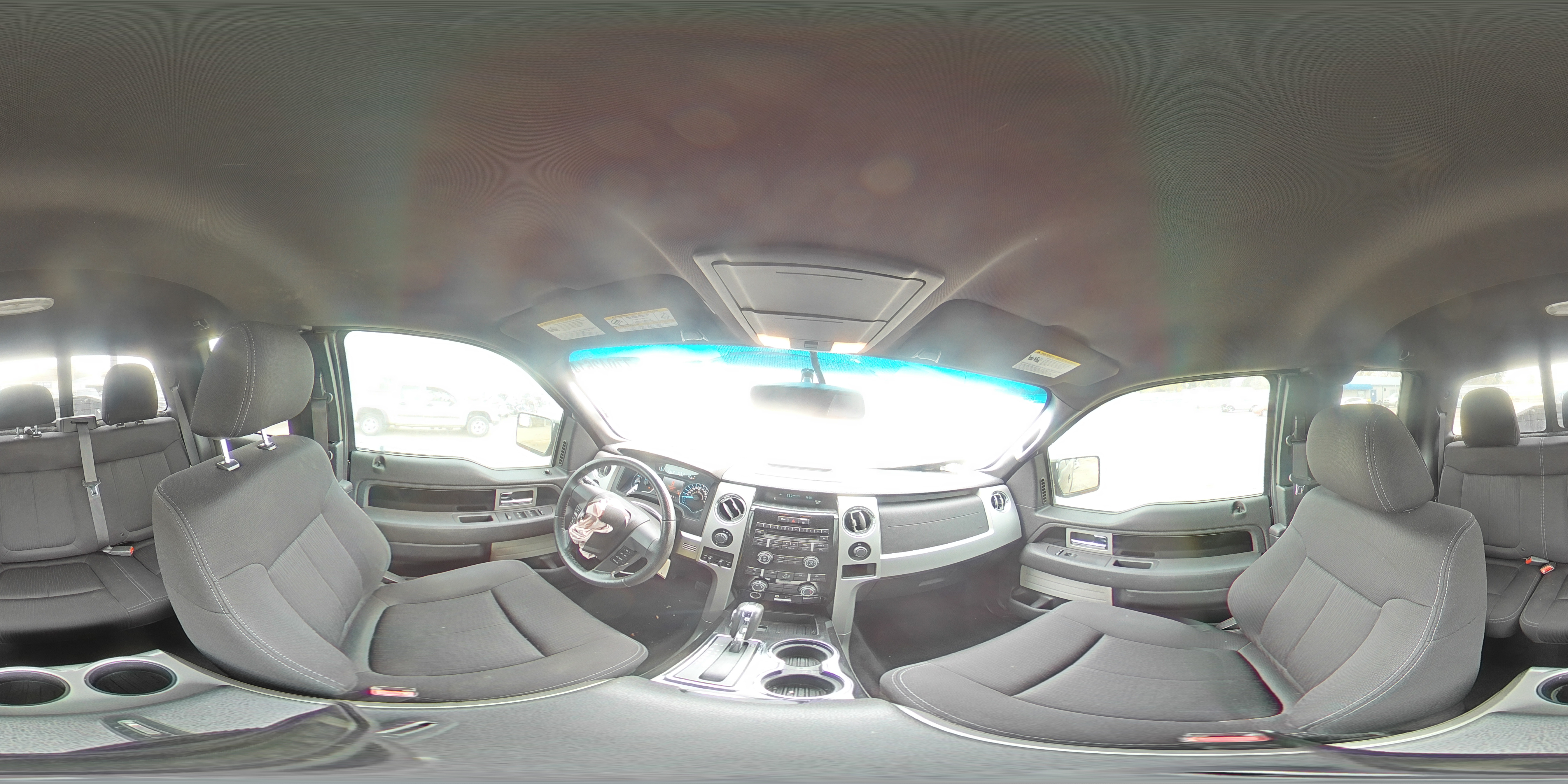 2011 Ford F-150 - Image 12
