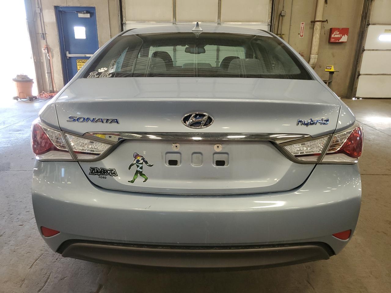 2014 Hyundai Sonata Hybrid VIN: KMHEC4A4XEA117653 Lot: 77566064