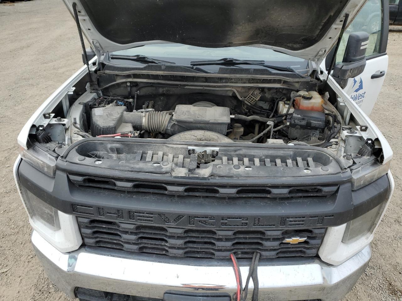 2020 Chevrolet Silverado - Image 11