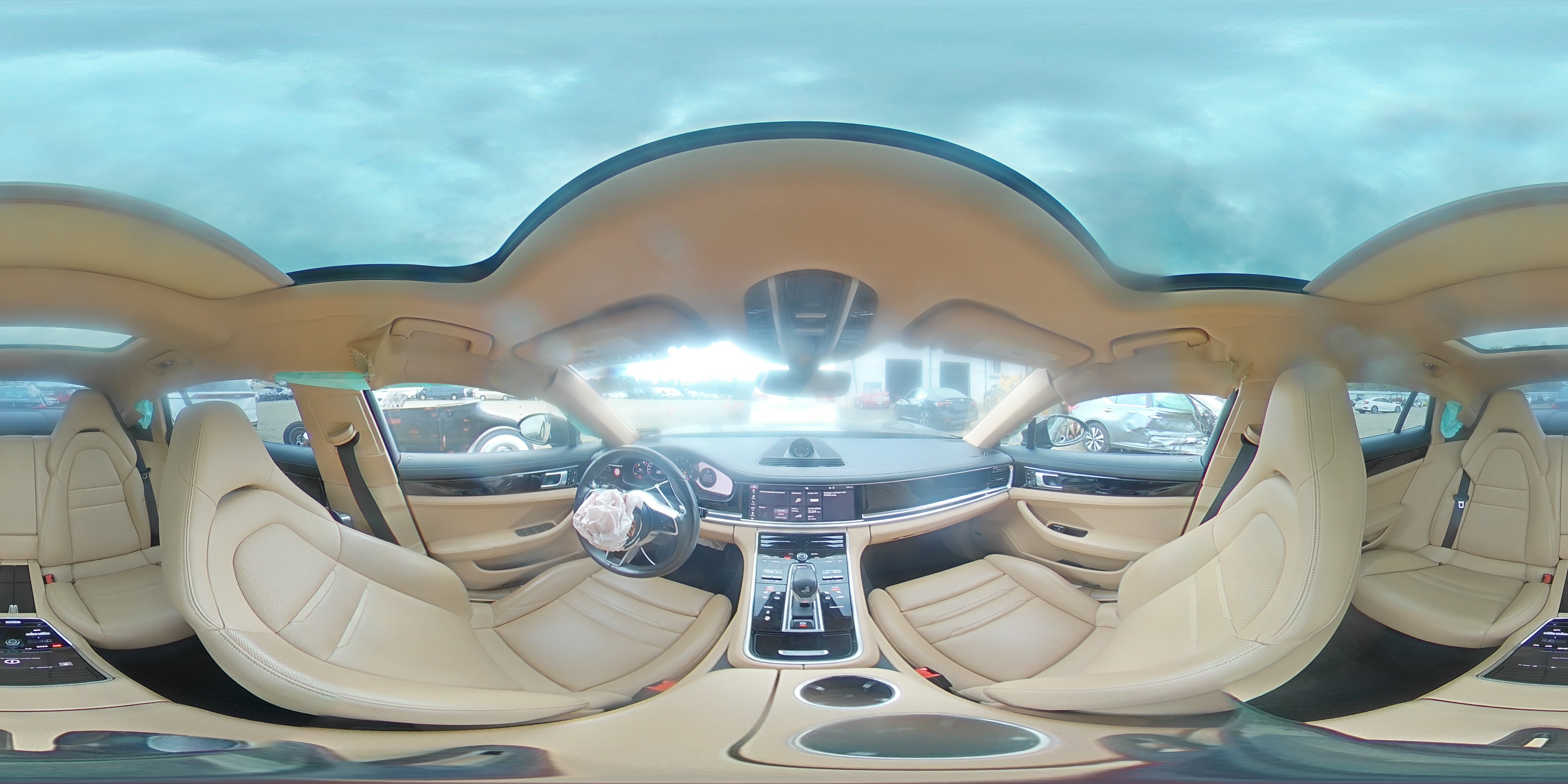 2018 Porsche Panamera - Image 12