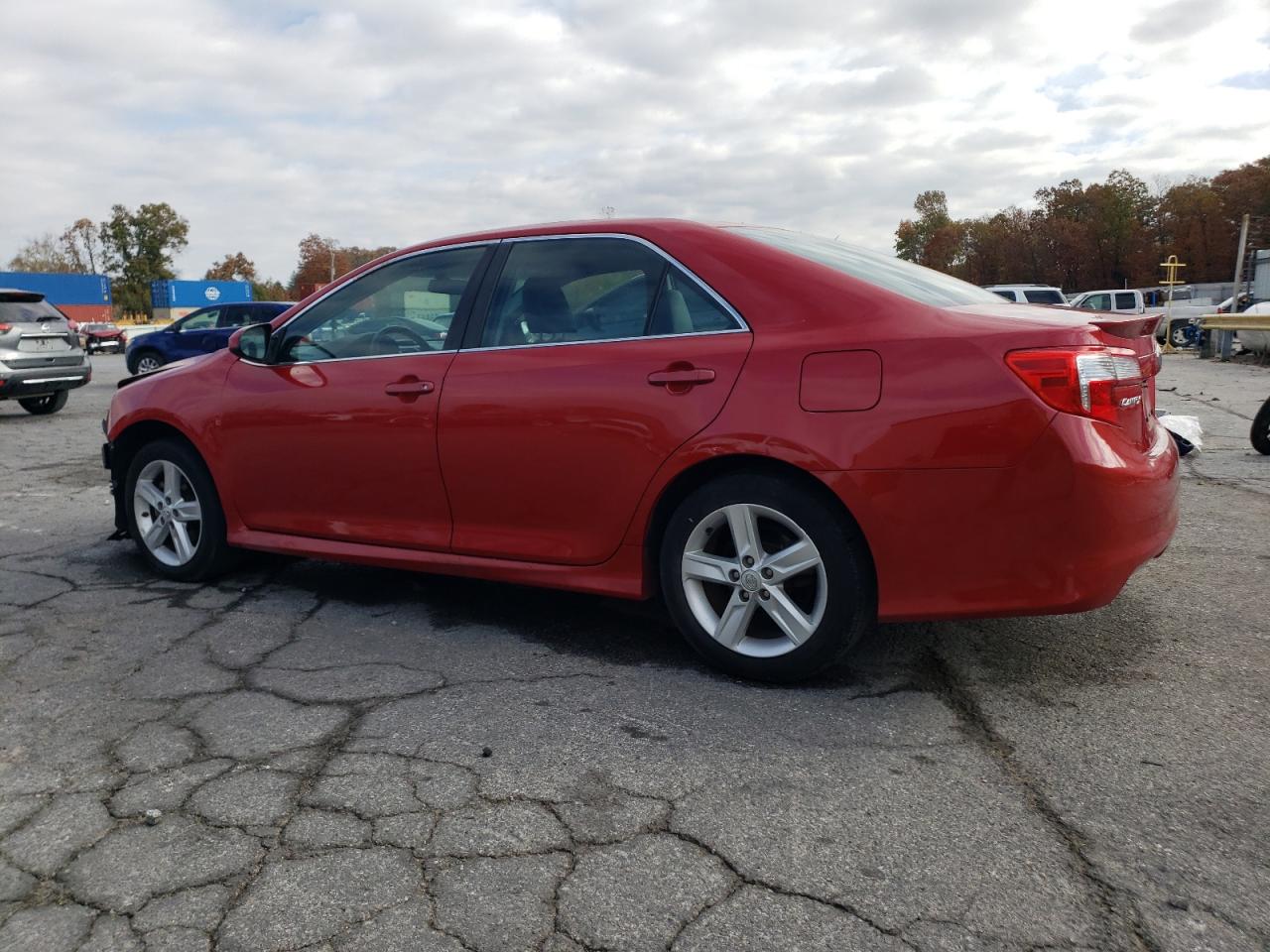 2014 Toyota Camry - Image 2