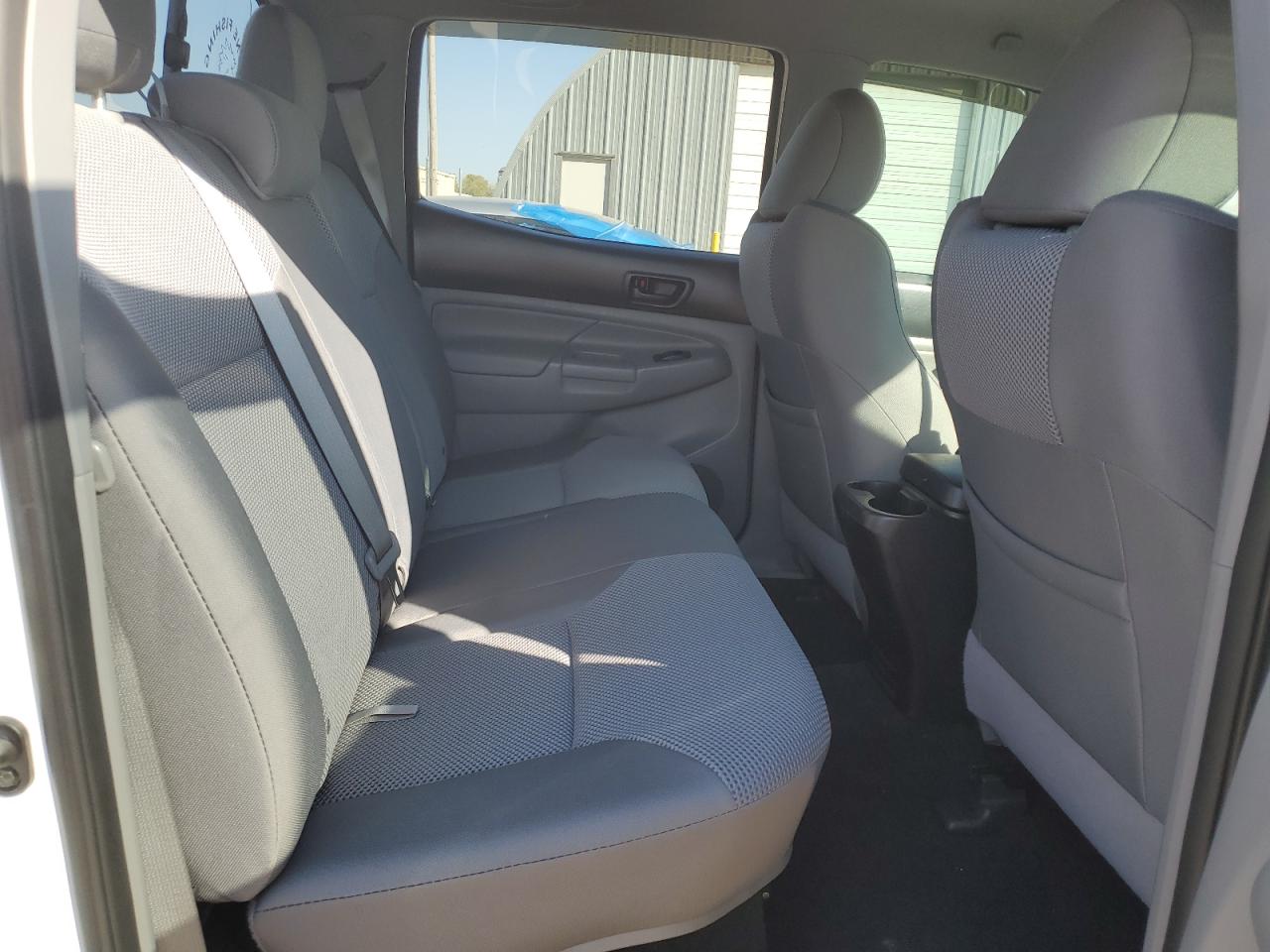 2013 Toyota Tacoma - Image 10