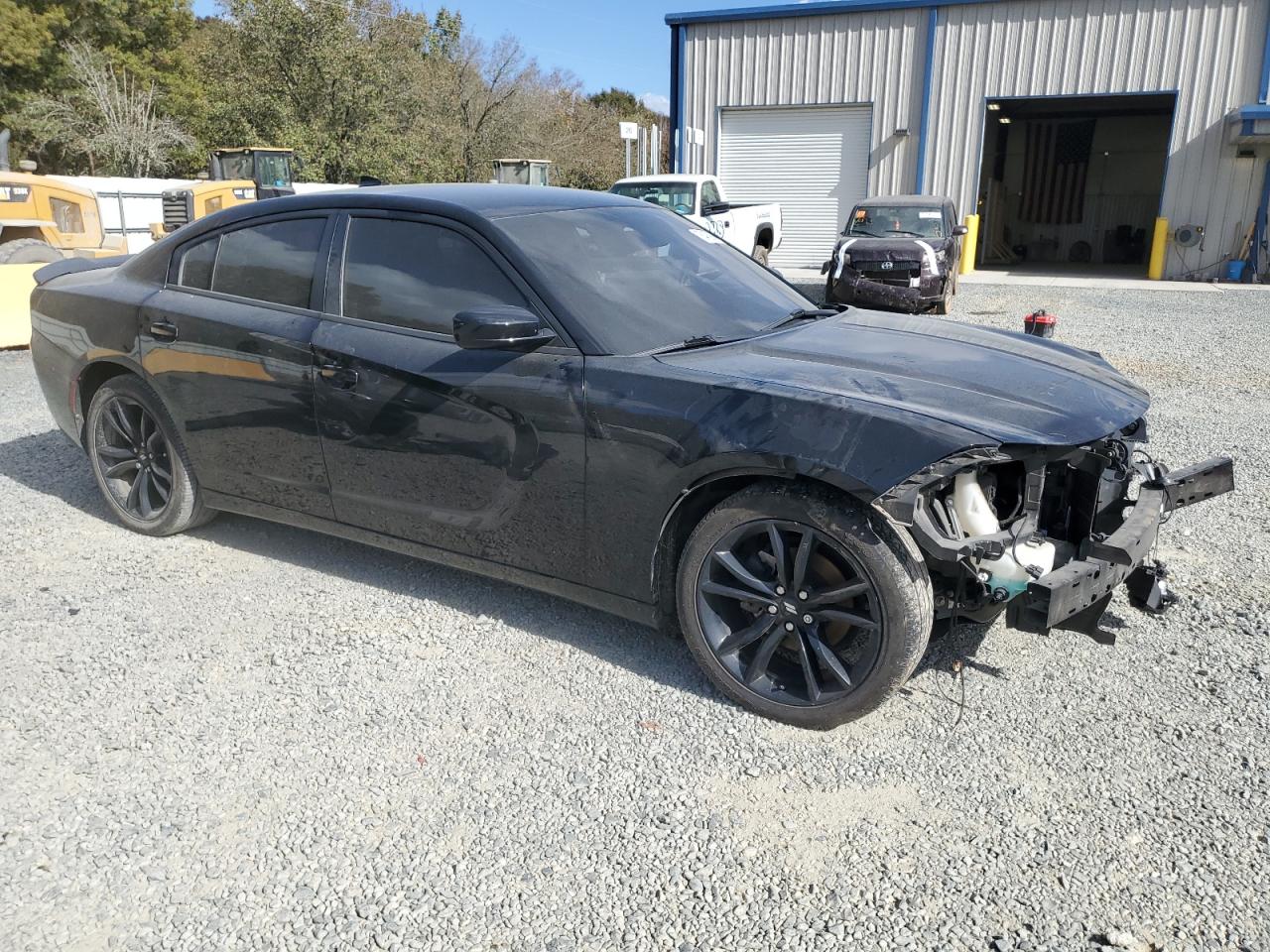 2018 Dodge Charger - Image 4