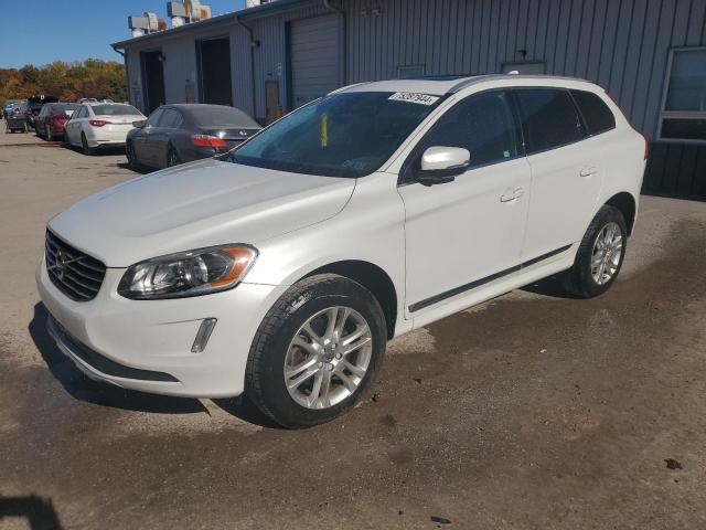 2016 Volvo Xc60 T5 Premier de vânzare în York Haven, PA - Rear End