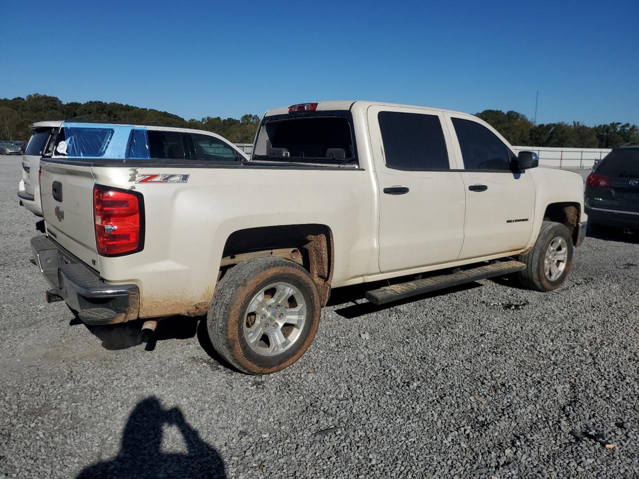 2014 Chevrolet Silverado - Image 3