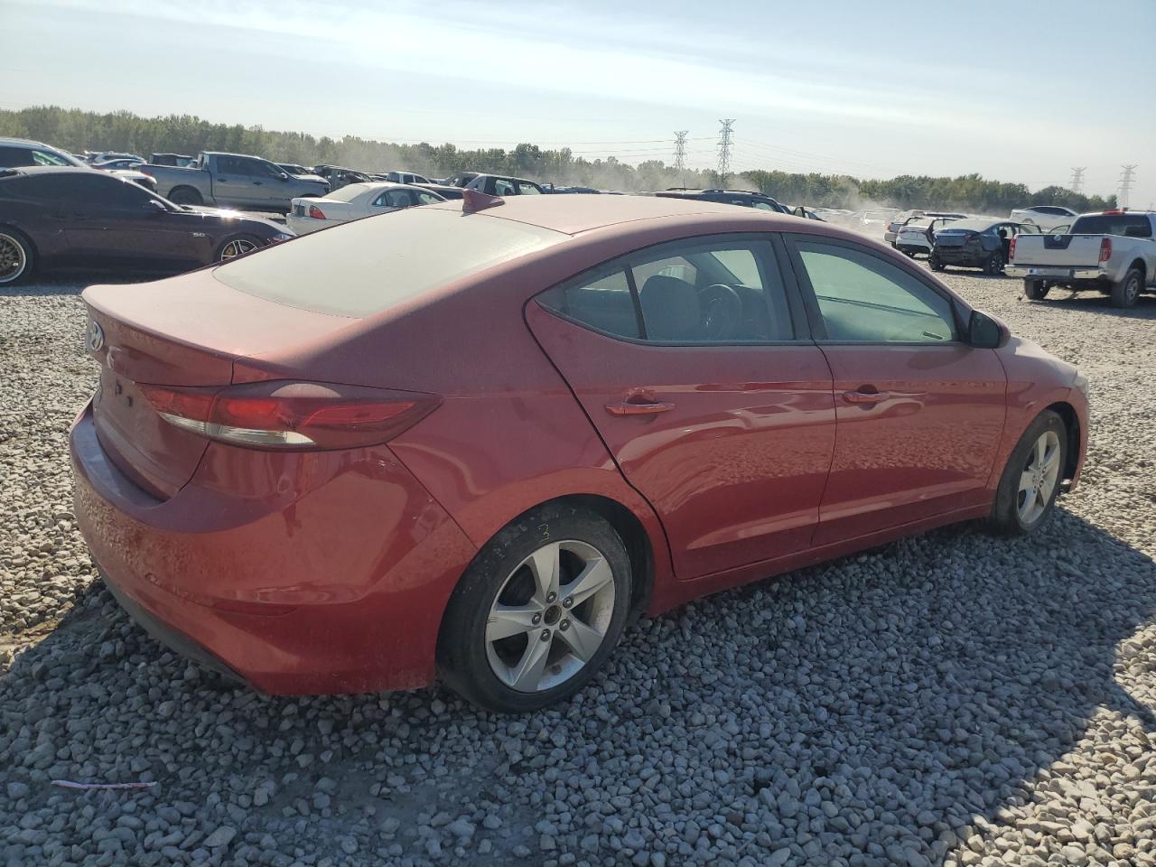 2017 Hyundai Elantra - Image 3