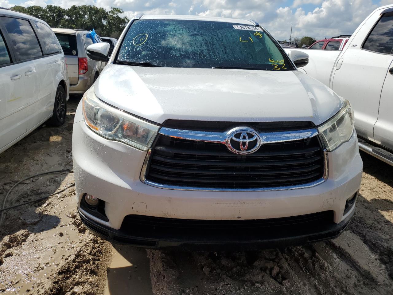 5TDKKRFH3GS165892 2016 Toyota Highlander Xle