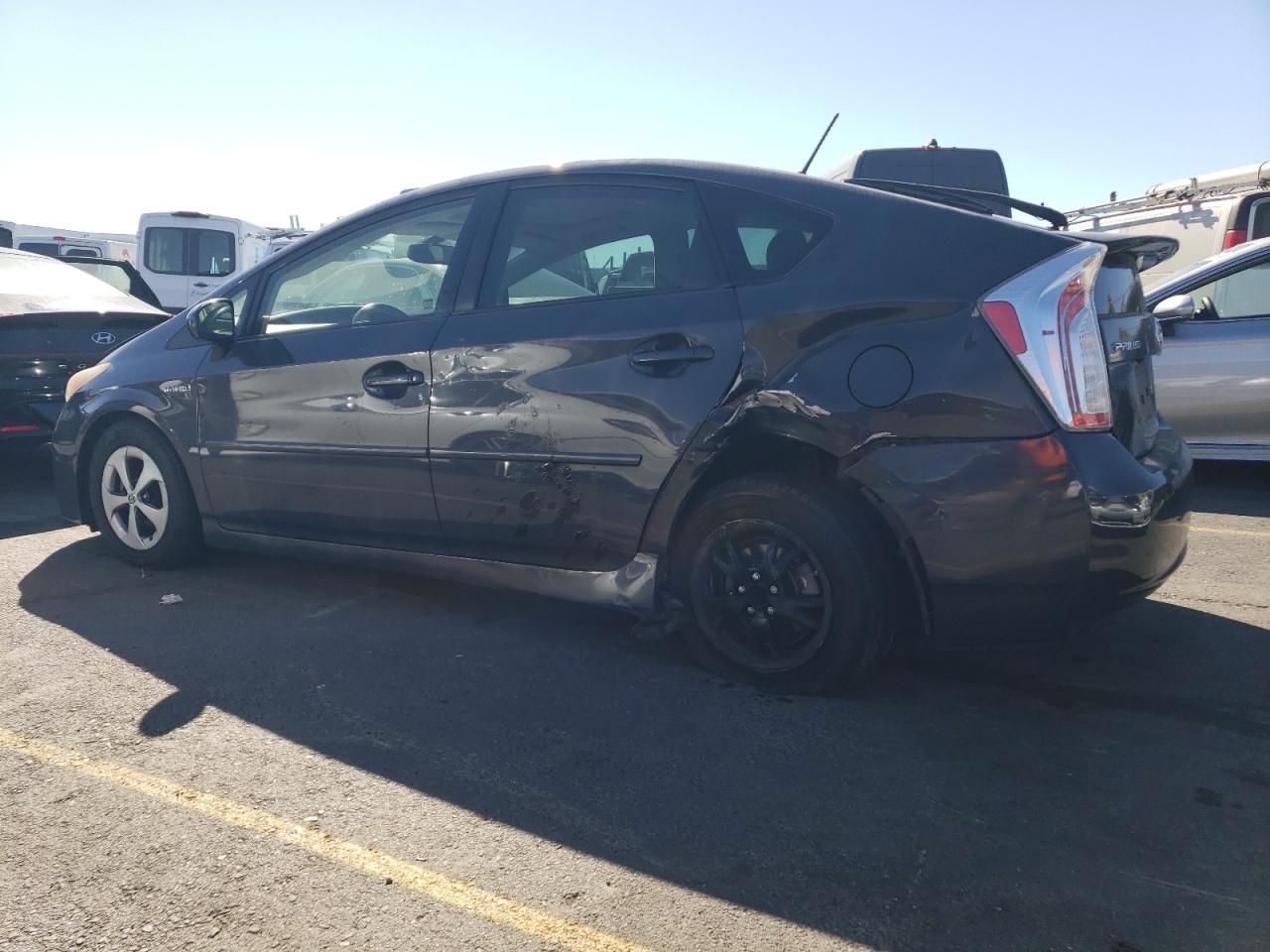 2013 Toyota Prius - Image 2