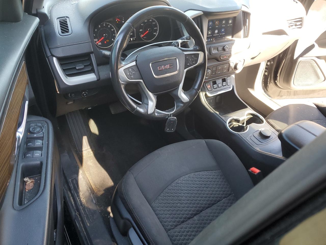 3GKALMEV8JL327391 2018 GMC Terrain Sle