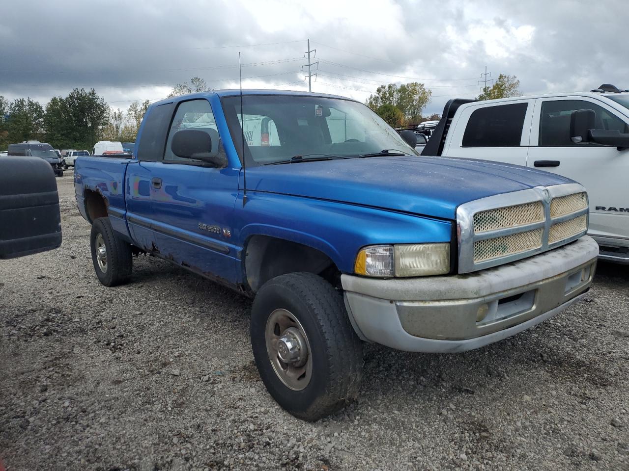 1B7KF23Z8WJ246326 1998 Dodge Ram 2500