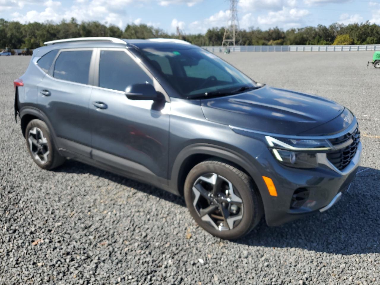 2024 Kia Seltos - Image 4